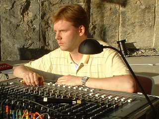Pär Johansson at Hide 2004